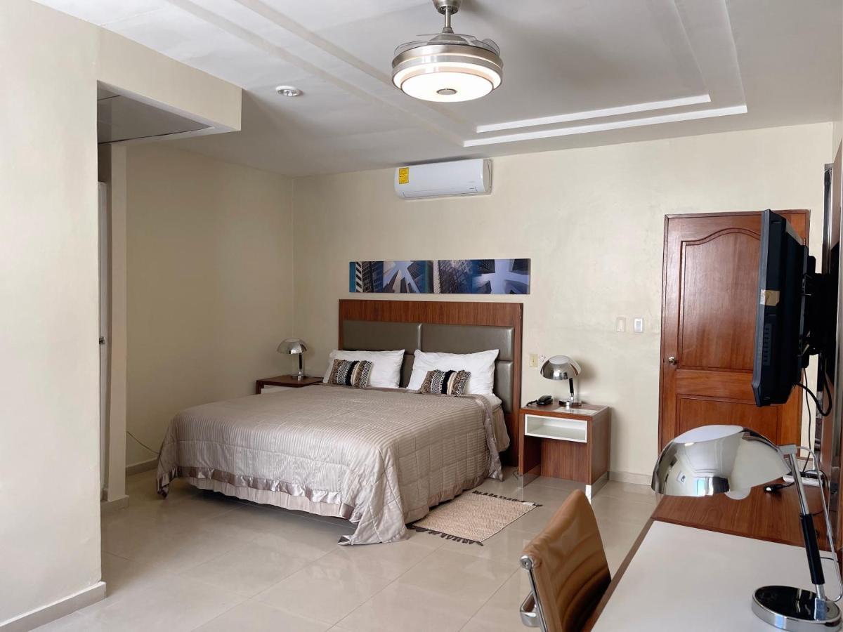 סנטו דומינגו Hotel Libertad At Historic Main Street מראה חיצוני תמונה