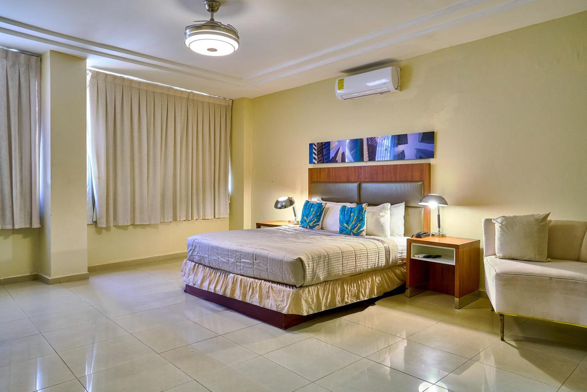 סנטו דומינגו Hotel Libertad At Historic Main Street מראה חיצוני תמונה
